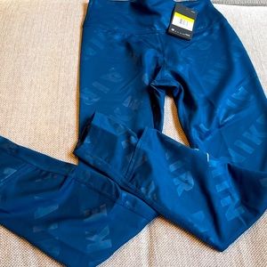 Brand new Nike leggings